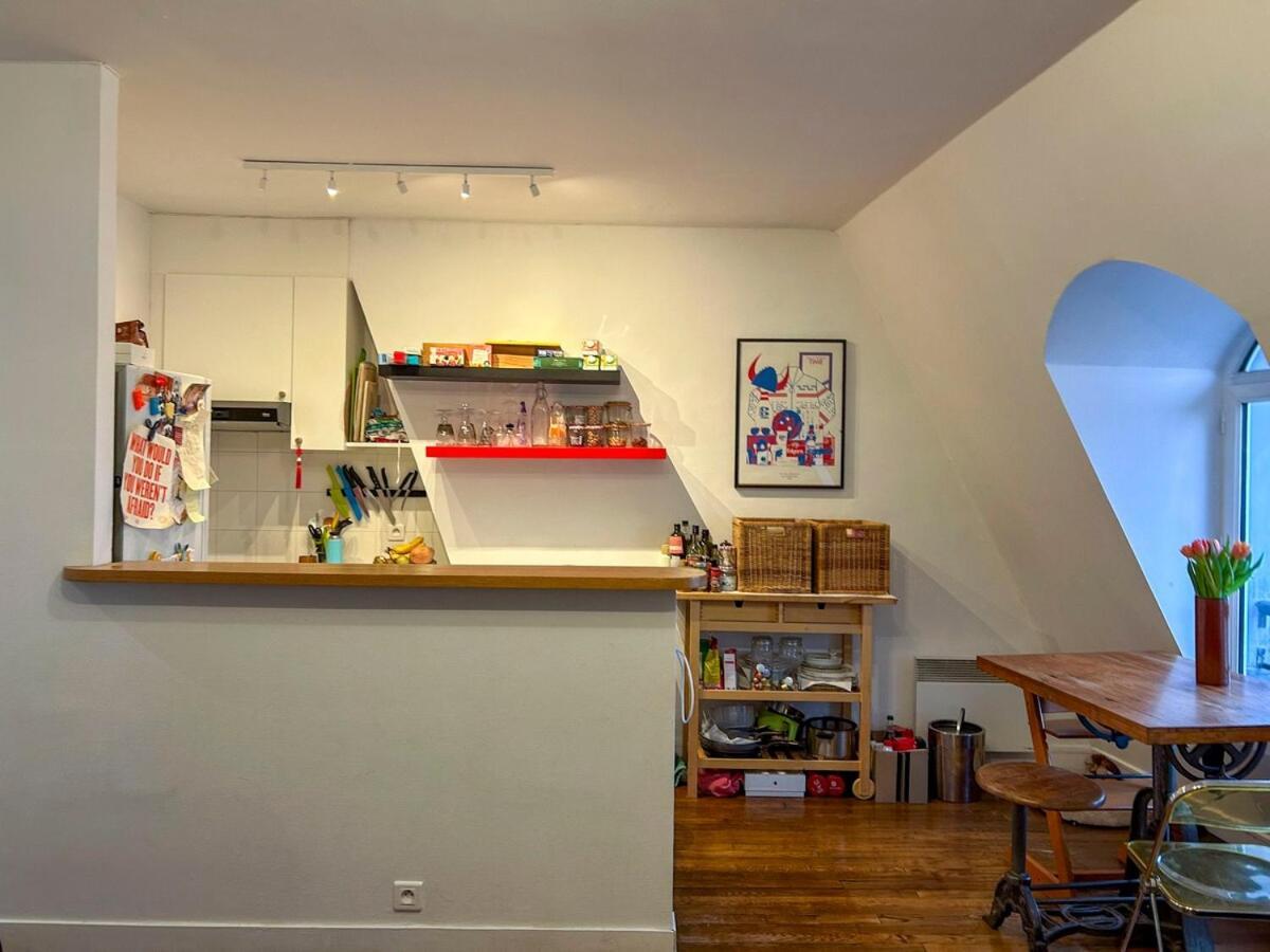Stylish Montmartre Flat With View *